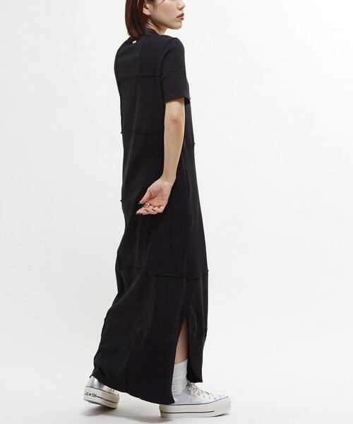 CONVERSE TOKYO(コンバーストウキョウ)の「【HL】PATCHWORK RIB DRESS(ワンピース・レディース・ホワイト/キャメル/ブラック/ブルー・FREE)」の6枚目の写真