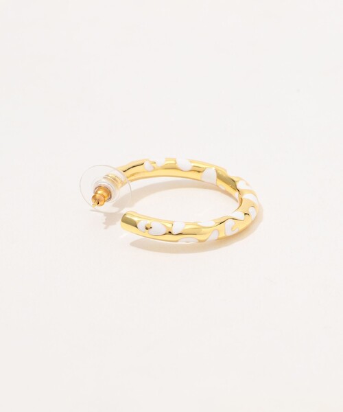 Kenneth Jay Lane（ネスジェイレーン）の「Kenneth Jay Lane HOOP ピアス（ピアス（両耳用）・レディース・ブラック系その他/ホワイト系その他・FREE）」の4枚目の写真