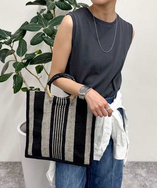 fredy emue（フレディエミュ）の「【TARANGO/タランゴ】ジュートストライプ丸手トートバッグ（かごバッグ・レディース・ベージュ系その他3/ブラック系その他2・FREE）」の5枚目の写真