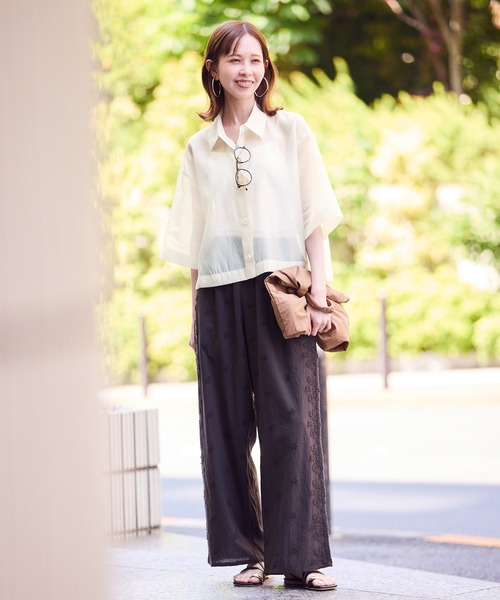 ROPE' PICNIC（ロペピクニック）の「【接触冷感】ハーフスリーブシアーシャツ（シャツ/ブラウス・レディース・ブラウン系その他2/ダークグリーン/チャコールグレー/ホワイト系その他・38）」の5枚目の写真