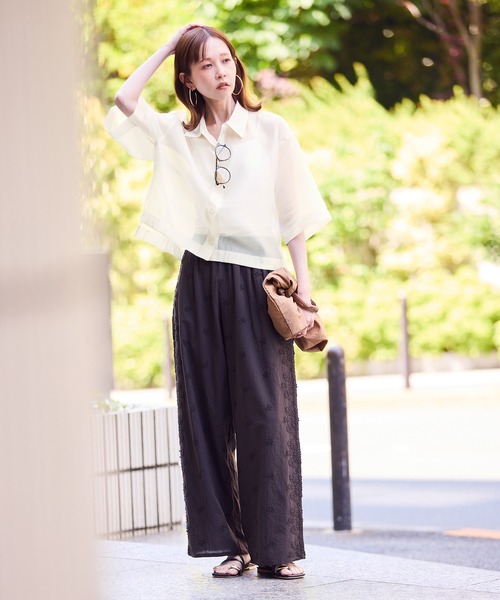 ROPE' PICNIC（ロペピクニック）の「【接触冷感】ハーフスリーブシアーシャツ（シャツ/ブラウス・レディース・ブラウン系その他2/ダークグリーン/チャコールグレー/ホワイト系その他・38）」の6枚目の写真