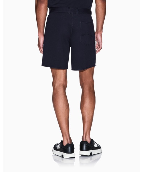 ARMANI EXCHANGE（アルマーニエクスチェンジ）の「【A|X アルマーニ エクスチェンジ】＜オンライン限定＞ボンデッドストレッチ ハーフパンツ（その他パンツ・メンズ・ダークネイビー・LARGE/MEDIUM/SMALL）」の3枚目の写真