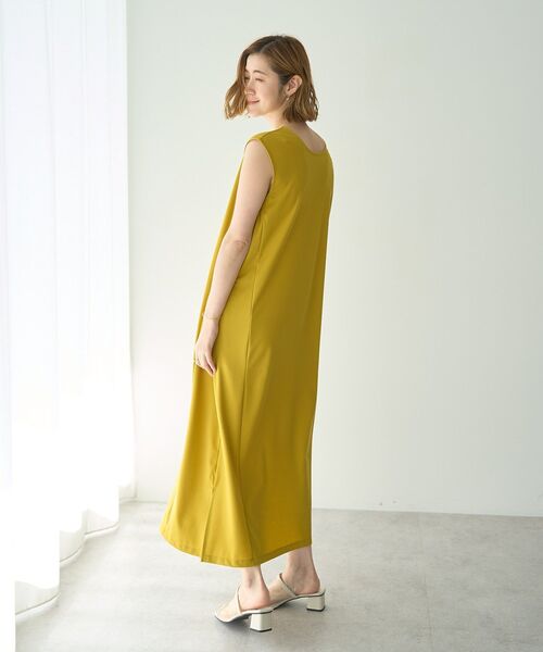 YECCA VECCA（イェッカヴェッカ）の「2wayノースリーブカットワンピース（ワンピース・レディース・チャコールグレー/ブラック/イエロー・FREE）」の11枚目の写真