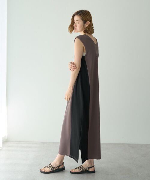 YECCA VECCA（イェッカヴェッカ）の「2wayノースリーブカットワンピース（ワンピース・レディース・チャコールグレー/ブラック/イエロー・FREE）」の16枚目の写真