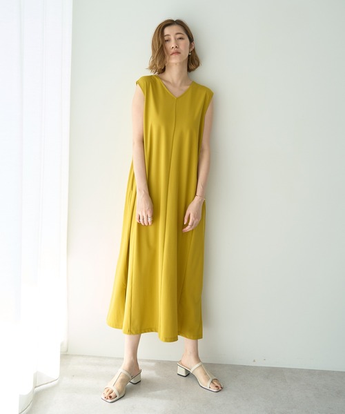 YECCA VECCA（イェッカヴェッカ）の「2wayノースリーブカットワンピース（ワンピース・レディース・チャコールグレー/ブラック/イエロー・FREE）」の3枚目の写真