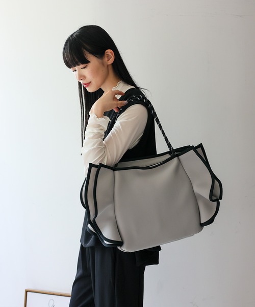 フリルBIGトートバッグ