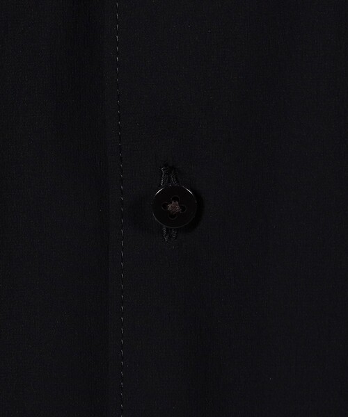 EDITION（エディション）の「リサイクルナイロン 半袖シャツ（シャツ/ブラウス・メンズ・カーキ/ブラック・M/S）」の8枚目の写真