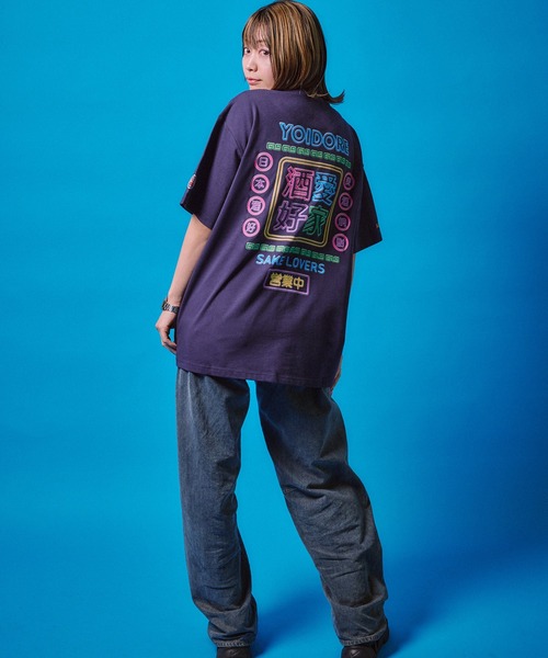 CORPUS SELECT(コーパストーキョー)の「【YOIDORE/酔いどれ】ネオン 半袖Tシャツ(Tシャツ/カットソー・メンズ・ブラック/ネイビー/ホワイト・M/L/XL)」の19枚目の写真