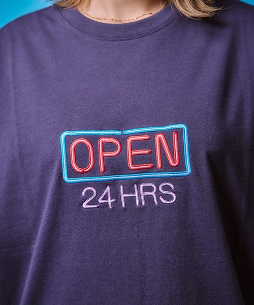 CORPUS SELECT(コーパストーキョー)の「【YOIDORE/酔いどれ】ネオン 半袖Tシャツ(Tシャツ/カットソー・メンズ・ブラック/ネイビー/ホワイト・M/L/XL)」の8枚目の写真