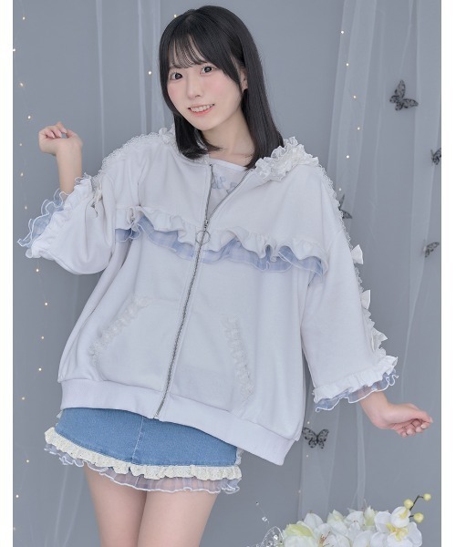 ililil【イルイルイル】「肩寒くないもんっフンッ！」ぱ～かぁ