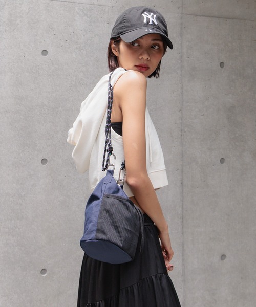 PAGEBOY（ページボーイ）の「カラビナナイロンキンチャク（ショルダーバッグ・レディース・ネイビー/レッド系その他/ブラック・FREE）」の14枚目の写真