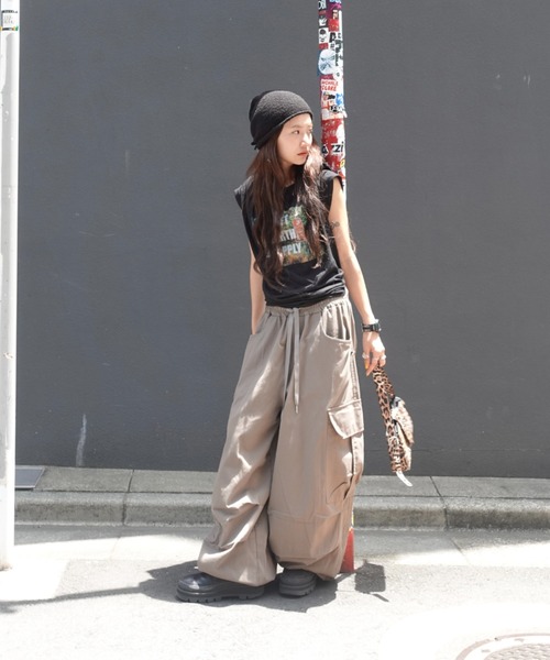 TEEN BOOP（ティーンブープ）の「CINEMAルーズTee（Tシャツ/カットソー・レディース・オフホワイト/ブラック・FREE）」の21枚目の写真