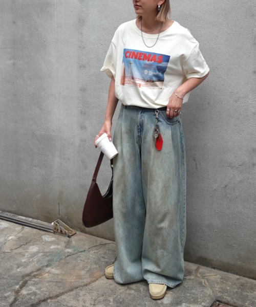 TEEN BOOP（ティーンブープ）の「CINEMAルーズTee（Tシャツ/カットソー・レディース・オフホワイト/ブラック・FREE）」の3枚目の写真