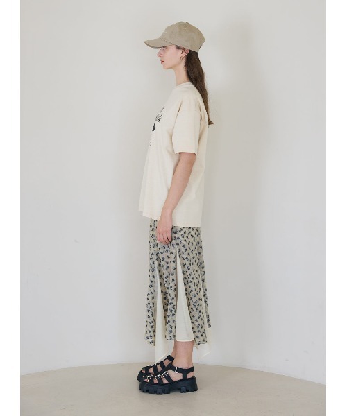 COEL（コエル）の「小花柄ジャガードイレヘムスカート（スカート・レディース・ブラック/ベージュ・38/36）」の9枚目の写真