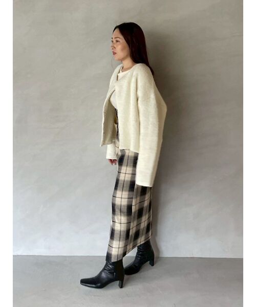 LAGUNAMOON（ラグナムーン）の「ロービングチェックナロースカート（スカート・レディース・ベージュ/ブラウン・SMALL/MEDIUM）」の19枚目の写真