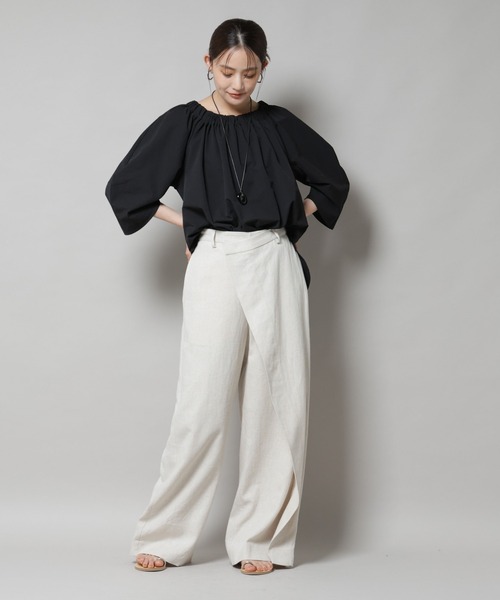 NANO universe（ナノユニバース）の「ボリュームギャザータックスリーブブラウス（シャツ/ブラウス・レディース・ベージュ/ブラウン/ブラック・FREE）」の8枚目の写真