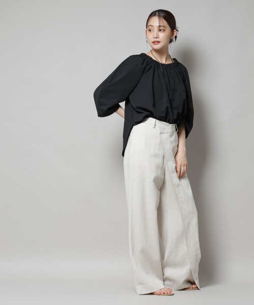 NANO universe（ナノユニバース）の「ボリュームギャザータックスリーブブラウス（シャツ/ブラウス・レディース・ベージュ/ブラウン/ブラック・FREE）」の10枚目の写真