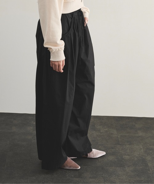 LOSCa(ロスカ)の「ドローストリングタックポケットイージーパンツ(その他パンツ・レディース・カーキ/ブラック・M/S)」の16枚目の写真