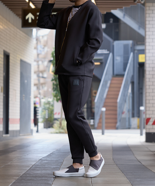 alfredoBANNISTER（アルフレッドバニスター）の「スラッシュ