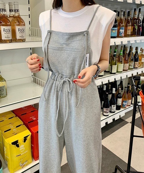 FREE STYLISTS(フリー スタイリスト)の「ミニ裏毛ワイドキャミサロペット(サロペット/オーバーオール・レディース・グレー/ブラック・FREE)」の2枚目の写真