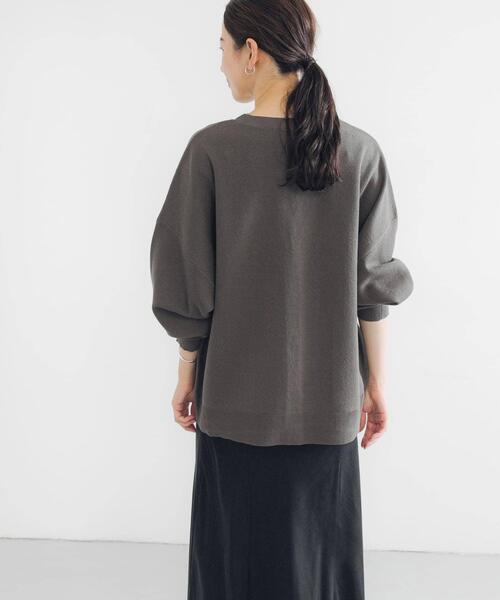 URBAN RESEARCH（アーバンリサーチ）の「Vネックルーズカーディガン（カーディガン/ボレロ・レディース・チャコールグレー/ベージュ/グリーン系その他・FREE）」の9枚目の写真