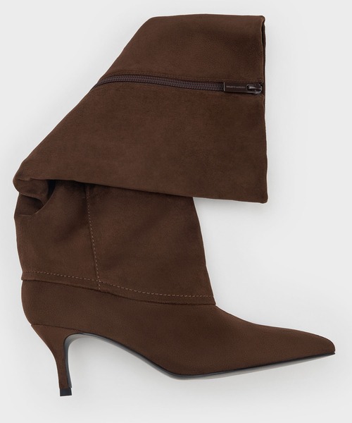 CHARLES & KEITH(チャールズ & キース)の「ポインテッドトゥ キトゥンヒールロングブーツ(ブーツ・レディース・ブラック/ブラウン系その他7・22.5cm/23cm/23.5cm/24.5cm/25cm/25.5cm/26.5cm)」の10枚目の写真