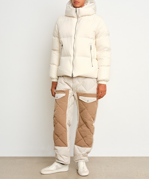 TATRAS(タトラス)の「TATRAS(タトラス) GRAMI グラミ(ダウンジャケット/コート・メンズ・アイボリー/ブラック/ネイビー/ブラウン/カーキ・1/4/3/2)」の8枚目の写真