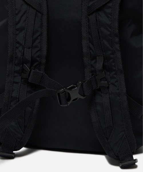 AIGLE（エーグル）の「撥水 パッカブルバックパック 20L（バックパック/リュック・レディース・ブルーグレー/アイボリー/ブラック・FREE）」の12枚目の写真