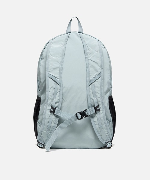 AIGLE（エーグル）の「撥水 パッカブルバックパック 20L（バックパック/リュック・レディース・ブルーグレー/アイボリー/ブラック・FREE）」の9枚目の写真