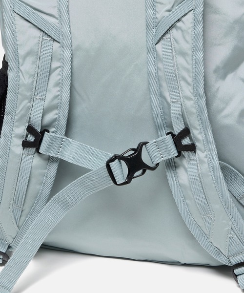 AIGLE（エーグル）の「撥水 パッカブルバックパック 20L（バックパック/リュック・レディース・ブルーグレー/アイボリー/ブラック・FREE）」の14枚目の写真