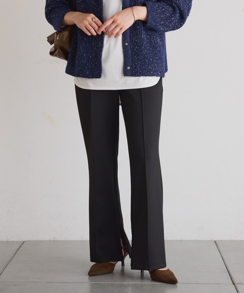 COLLAGE GALLARDAGALANTE（コラージュガリャルダガランテ）の「ピンタックセミフレアパンツ（その他パンツ・レディース・ブラック/ベージュ・1/0）」の4枚目の写真