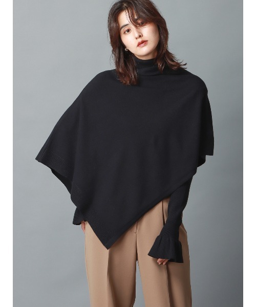 CIS.（シス）の「CIS． フリルカフタートルニット＆ケープ ウォッシャブル 無地（ニット/セーター・レディース・ホワイト/グリーン/ブラック/グレー・36(7号)/38(9号)）」の3枚目の写真