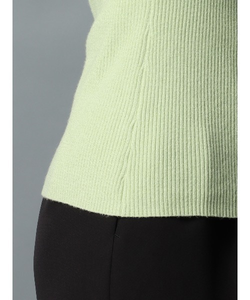 CIS.（シス）の「CIS． フリルカフタートルニット＆ケープ ウォッシャブル 無地（ニット/セーター・レディース・ホワイト/グリーン/ブラック/グレー・36(7号)/38(9号)）」の14枚目の写真