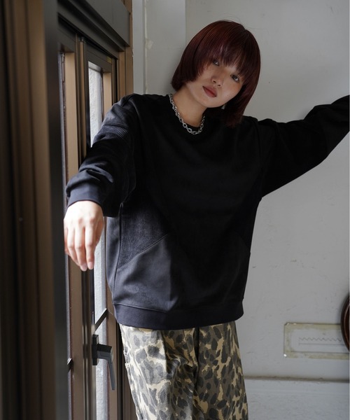 ATELANE(アテレーン)の「ATELANE / スウェードポンチ/カットコーデュロイ/スウィッチクルーネック(Tシャツ/カットソー・メンズ・ブラック/アイボリー・LARGE/MEDIUM)」の10枚目の写真