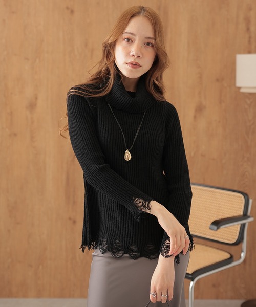 SUWDEE(スーディー)の「2way crush knit pullover(ニット/セーター・レディース・ブラック/アイボリー/グレー/ホワイト/ブラウン・FREE)」の1枚目の写真