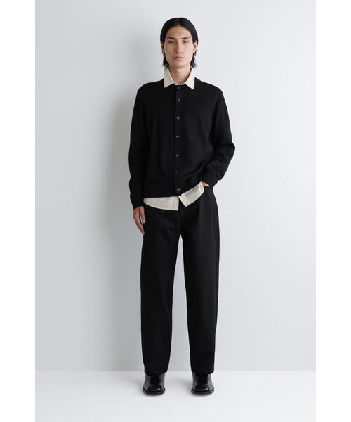 COS（コス）の「メリノウールクルーネックカーディガン