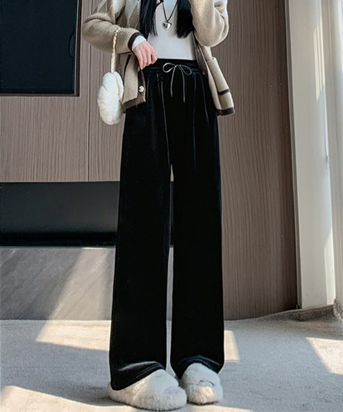 SEU（エスイーユー）の「【2サイズ展開】ベロアワイドパンツ オフィスカジュアル きれいめカジュアル レディース 韓国（スラックス・レディース・ブラック/チャコール・L/M）」の21枚目の写真
