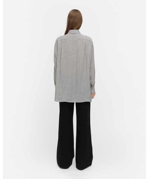 marimekko（マリメッコ）の「Runsas Piirto Uni Cupro / shirt blouse（シャツ/ブラウス・レディース・ライトグレー・36/34/38）」の3枚目の写真