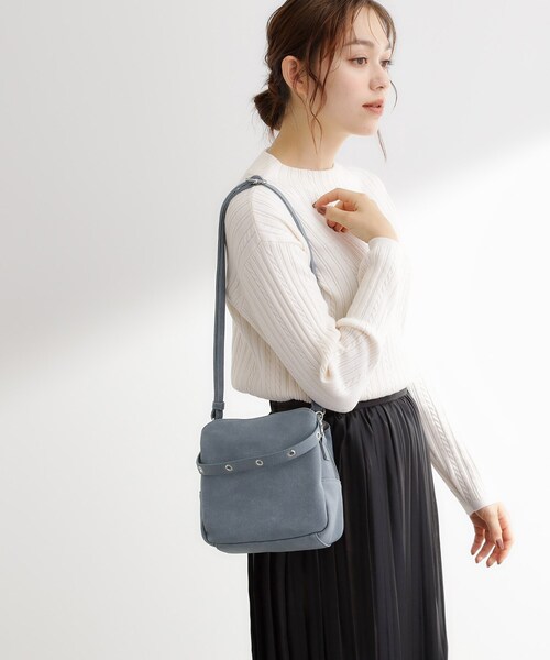 grove(グローブ)の「スクエアハトメダブルショルダー(ショルダーバッグ・レディース・オリーブ/ライトベージュ/ブルー系その他・00)」の5枚目の写真