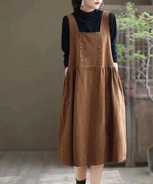 cammie(キャミー)の「フロントダブルボタンジャンパースカート(ワンピース・レディース・ブラウン/ブラック・M/L)」の2枚目の写真