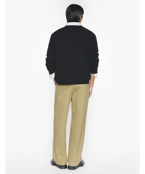 Maison Kitsune（メゾンキツネ）の「FOX HEAD INTARSIA MERINO JUMPER（ニット/セーター・メンズ・ブラック/アイボリー/セージグリーン・XS/S/M/L/XL）」の13枚目の写真