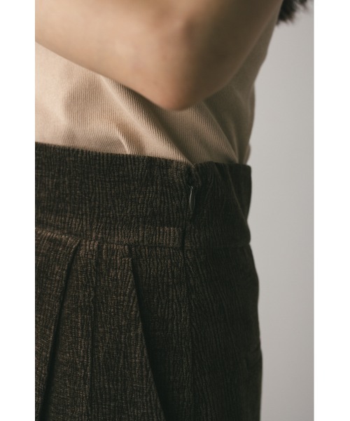 STYLEMIXER(スタイルミキサー)の「ハイウエストタックベロアスカート(スカート・レディース・ベージュ/ブラウン・SMALL/MEDIUM)」の18枚目の写真