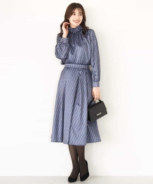 OFUON le MK（オフオンルエムケー）の「【2025AW】幾何柄タックフレアースカート/洗える（スカート・レディース・ブルー/ネイビー・40/38/36）」の16枚目の写真