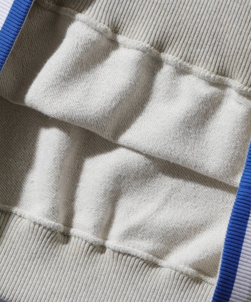 XLARGE（エクストララージ）の「STRIPED SLEEVE CREWNECK SWEATSHIRT（スウェット・メンズ・ブラック/オフホワイト/グリーン・L/M/XL/S）」の10枚目の写真