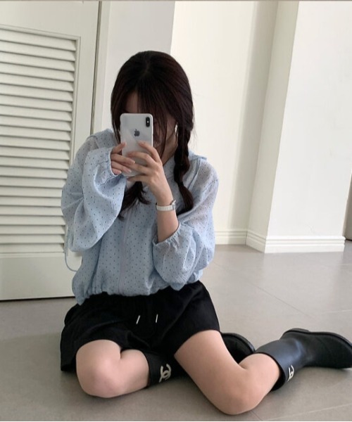 Vipoa(ヴィポア)の「dot zip hoodie(ブルゾン・レディース・ホワイト/ブルー・FREE)」の18枚目の写真