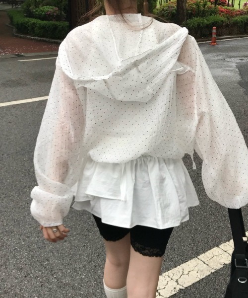 Vipoa(ヴィポア)の「dot zip hoodie(ブルゾン・レディース・ホワイト/ブルー・FREE)」の8枚目の写真