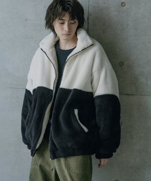 RATTLE TRAP(ラトルトラップ)の「Wシャギーフリーススタンドブルゾン(ブルゾン・メンズ・オフホワイト/ブラック系その他/ブラック・M/L)」の2枚目の写真