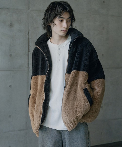 RATTLE TRAP(ラトルトラップ)の「Wシャギーフリーススタンドブルゾン(ブルゾン・メンズ・オフホワイト/ブラック系その他/ブラック・M/L)」の7枚目の写真