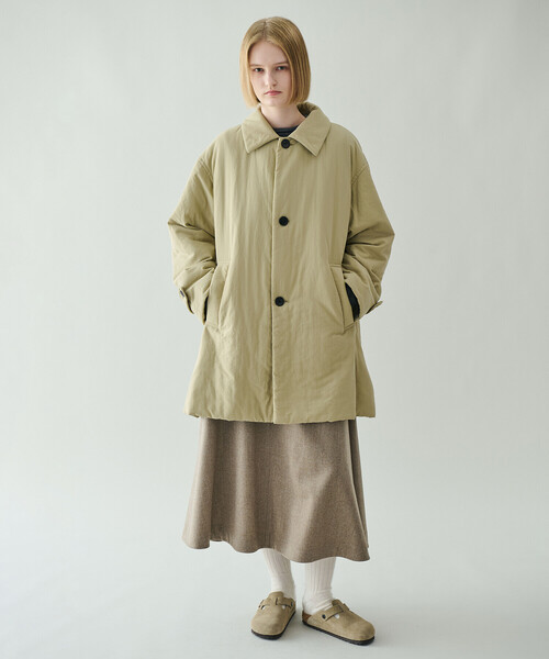 LE GLAZIK(ルグラジック)の「LE GLAZIK | ナイロンツイル ショートコート WOMEN(ステンカラーコート・レディース・ベージュ・36)」の3枚目の写真