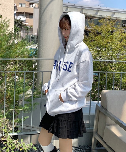 Teem Store(チームストア)の「ワッペンレタリングオーバーサイズジップパーカー(パーカー・レディース・ブラック/ライトグレー・M/L)」の21枚目の写真